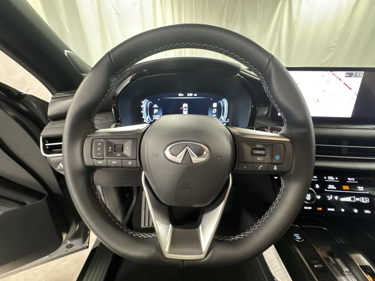 Certified 2025 INFINITI QX60 Autograph w/ Cargo Package AWD/4WD image 42