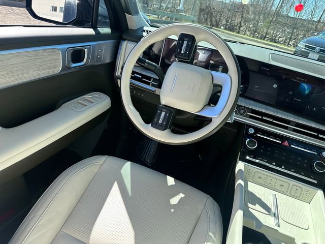 Used 2025 Hyundai Santa Fe Calligraphy image 24