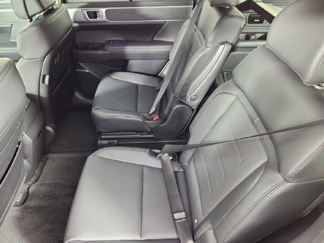 New 2026 Hyundai Santa Fe Limited AWD/4WD image 13