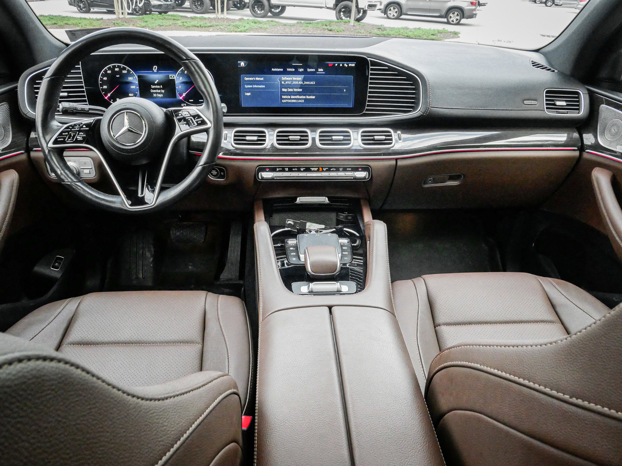 Used 2024 Mercedes-Benz GLS 450 4MATIC image 28