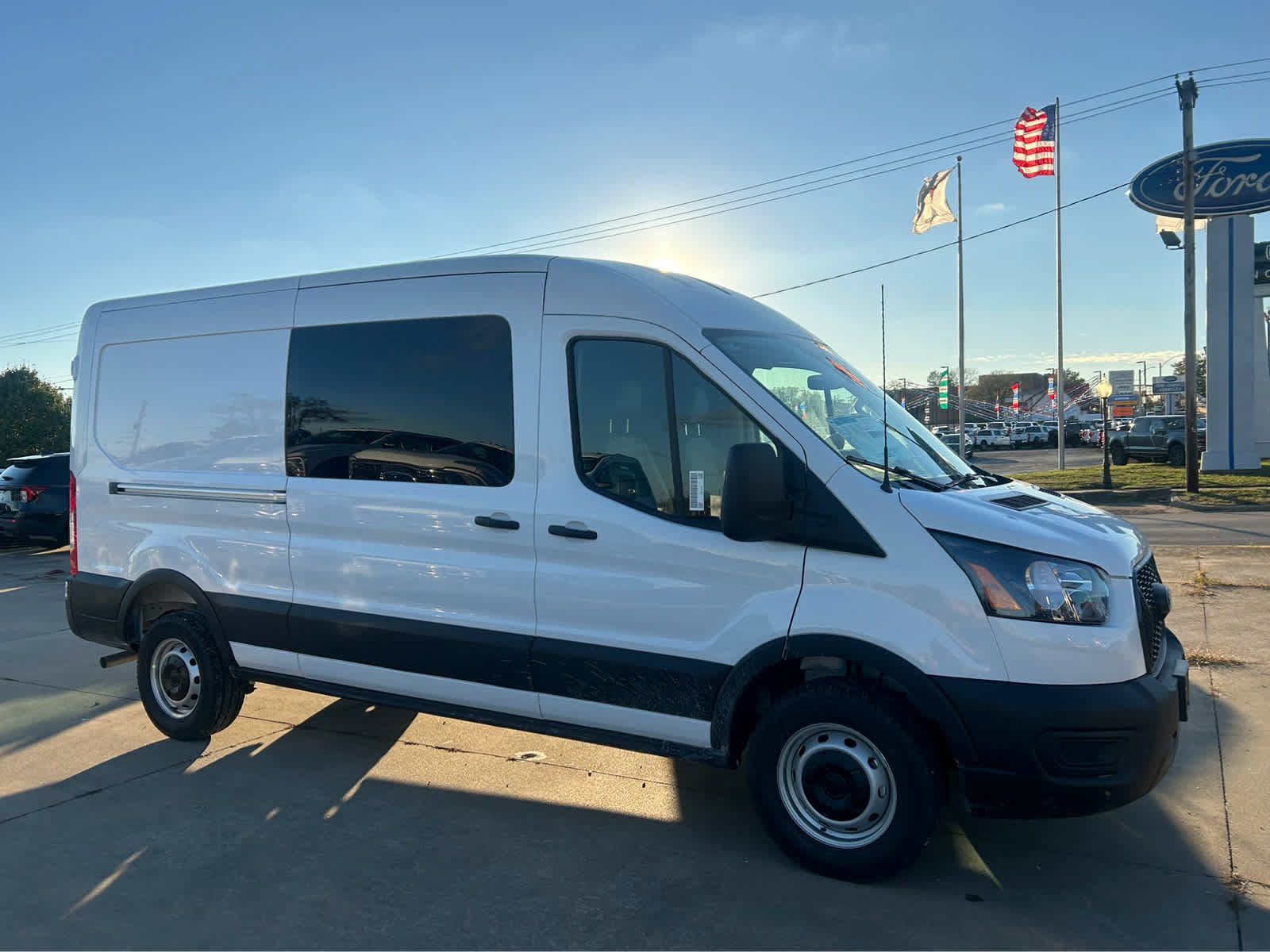 New 2026 Ford Transit 250 148 Medium Roof w/ Load Area Protection Package RWD image 3