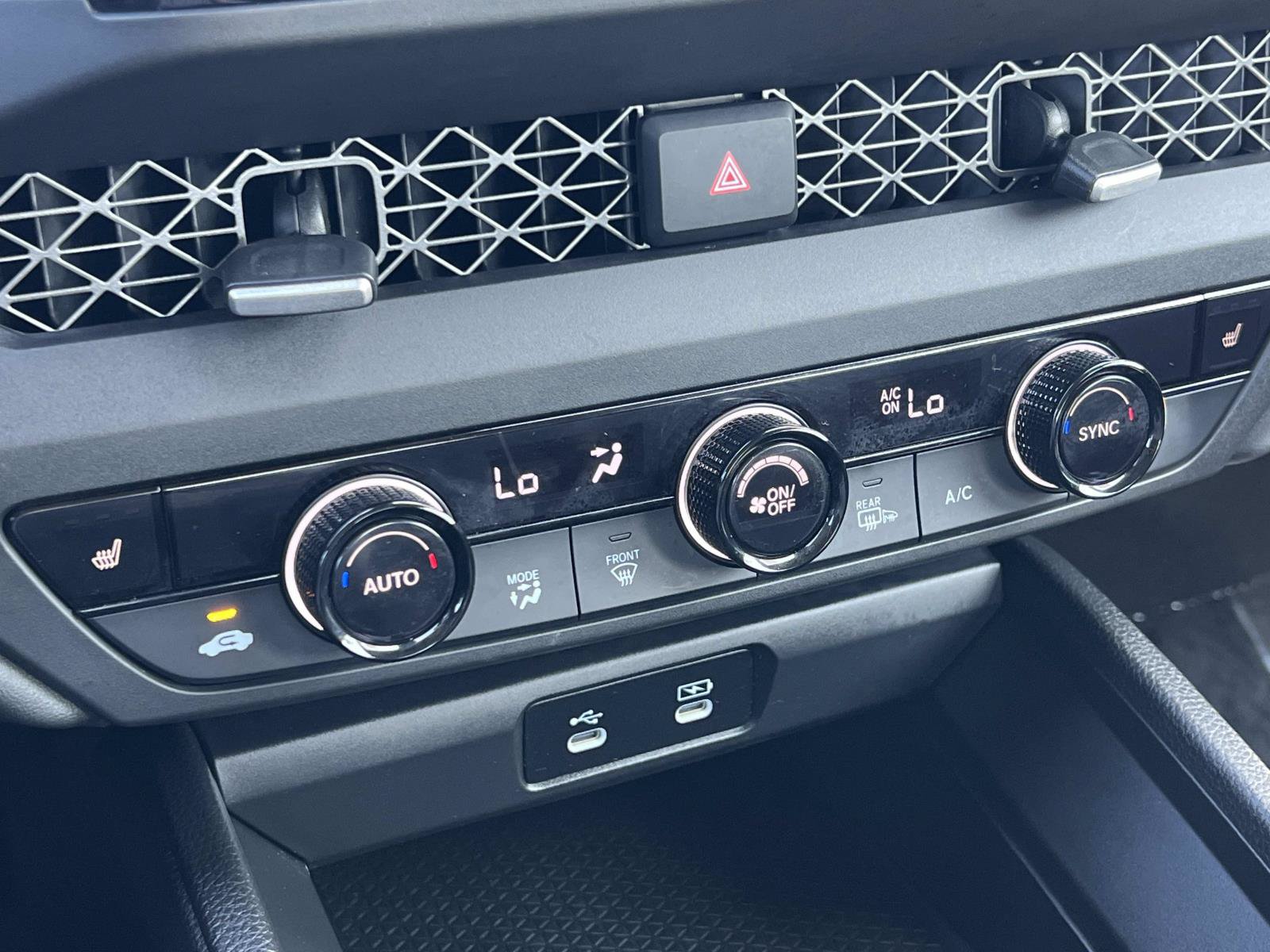 Certified 2025 Honda Accord SE image 14