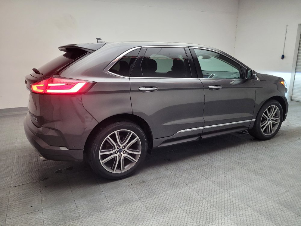Used 2019 Ford Edge Titanium w/ Equipment Group 301A AWD/4WD image 10