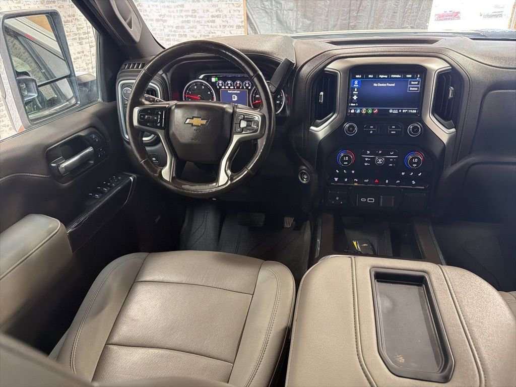 Used 2021 Chevrolet Silverado 2500 LTZ w/ LTZ Premium Package image 15