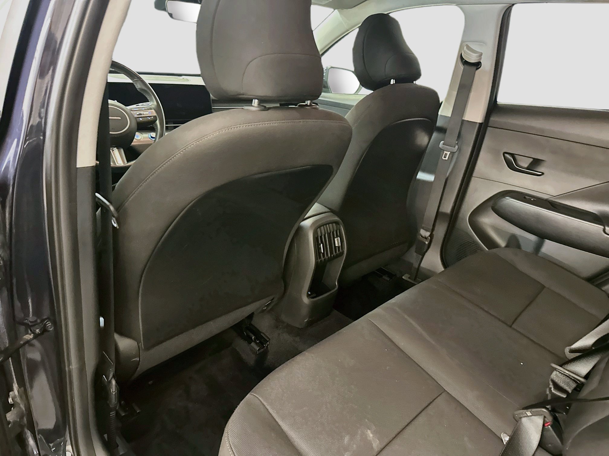 Used 2025 Hyundai Kona SEL AWD/4WD image 27