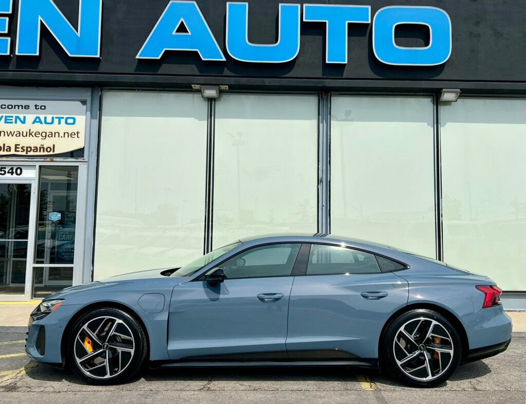 Used 2024 Audi RS e-tron GT w/ Carbon Performance Package AWD/4WD image 36