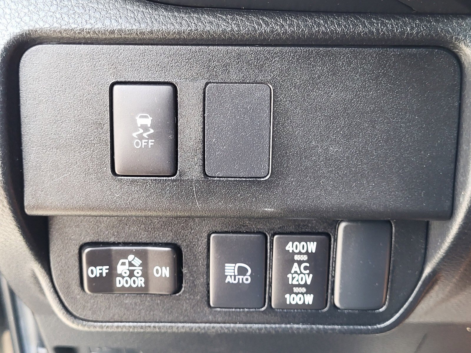 Used 2023 Toyota Tacoma TRD Off-Road image 22