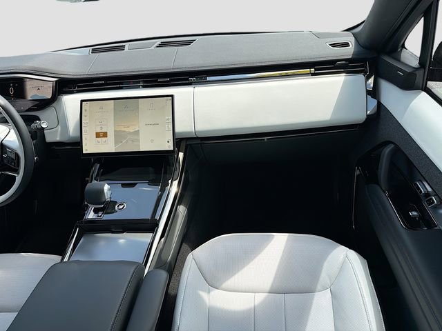 Used 2024 Land Rover Range Rover Sport Dynamic SE image 19