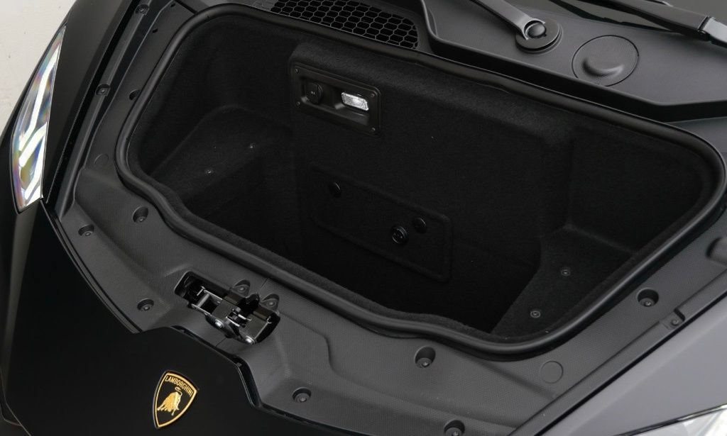 Used 2024 Lamborghini Huracan EVO AWD/4WD image 30