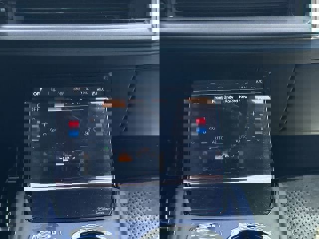 New 2026 Cadillac Vistiq Luxury image 18