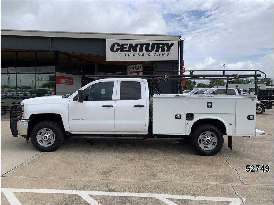Used 2018 Chevrolet Silverado 2500 W/T w/ WT Convenience Package AWD/4WD image 4