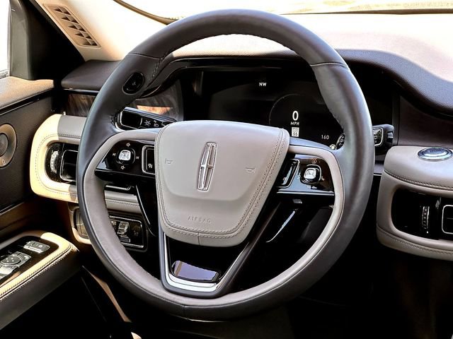 Used 2023 Lincoln Aviator Reserve w/ Elements Package Plus RWD image 34