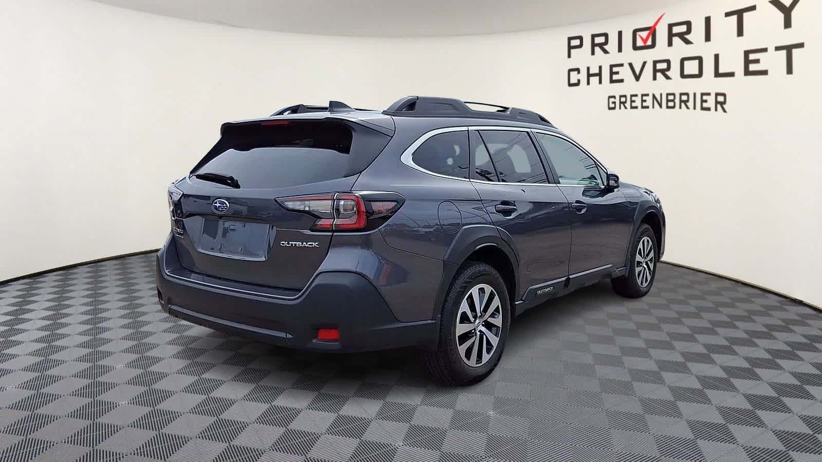 Used 2024 Subaru Outback Premium AWD/4WD image 8