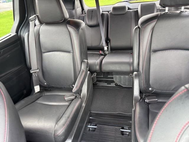 Used 2025 Honda Odyssey Sport-L image 27