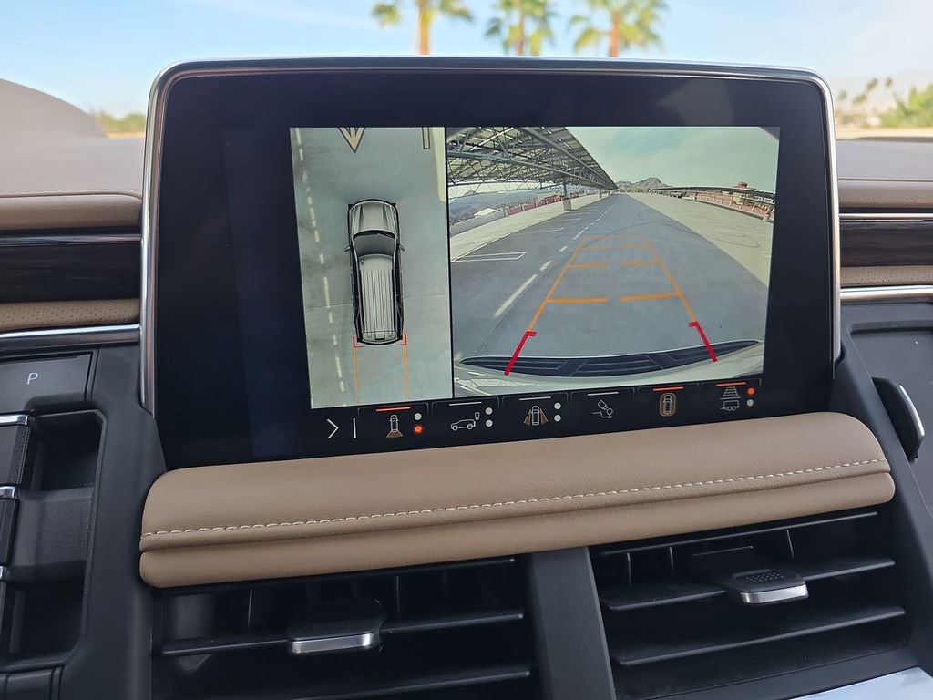 Used 2023 Chevrolet Tahoe Premier w/ Premium Package image 15