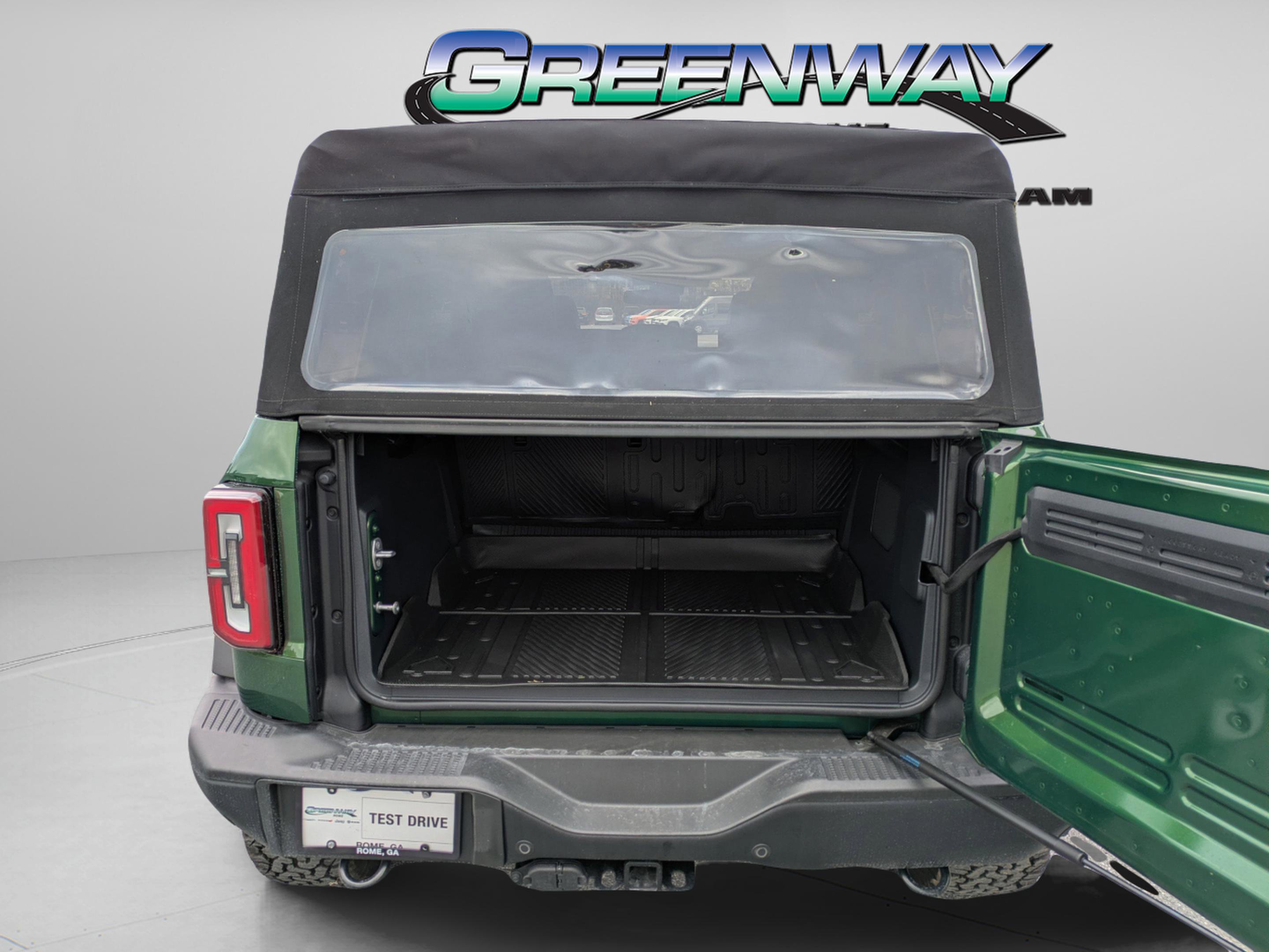 Used 2025 Ford Bronco Badlands image 32