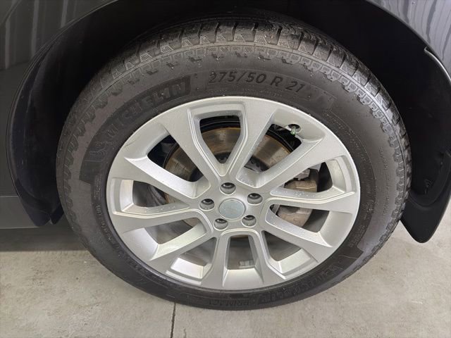 Used 2024 Land Rover Range Rover Sport SE image 27