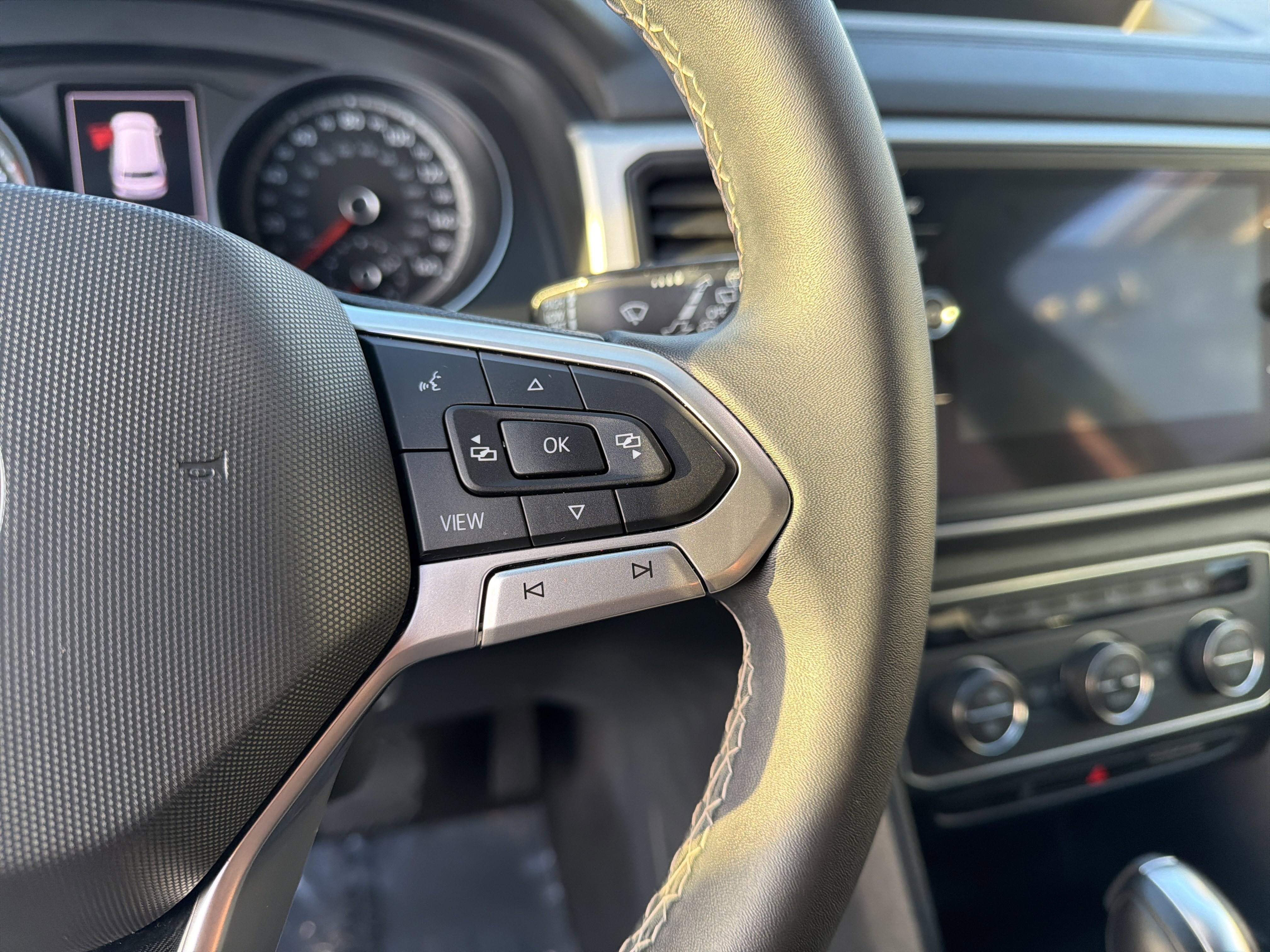 Used 2021 Volkswagen Atlas SE image 17