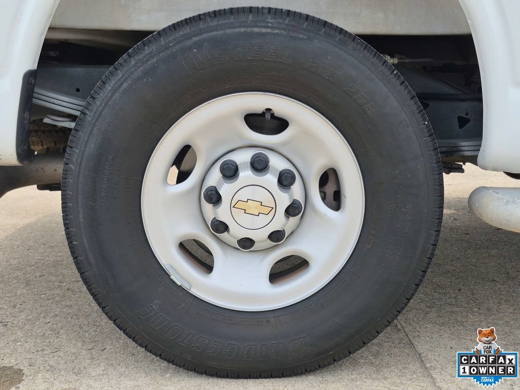 Certified 2025 Chevrolet Express 2500 w/ Driver Convenience Package RWD image 24