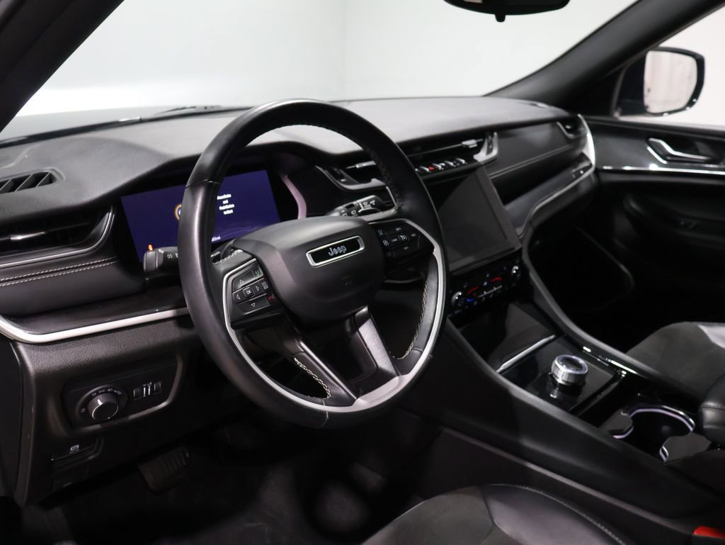 Used 2021 Jeep Grand Cherokee L Laredo image 14