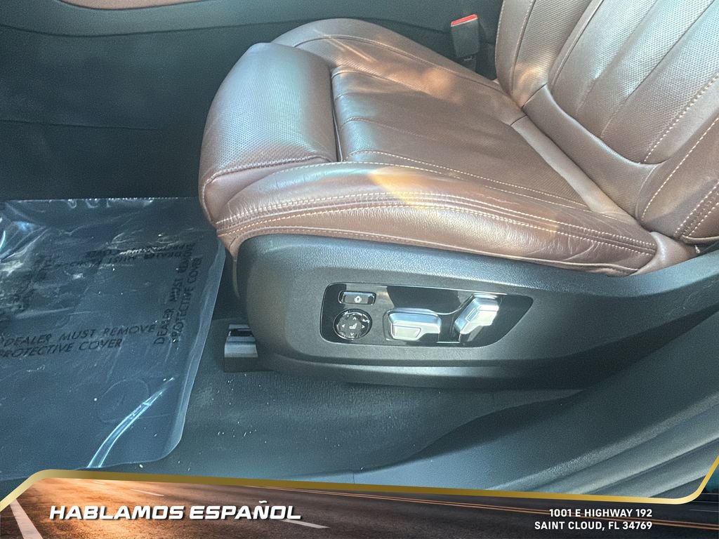 Used 2021 BMW X5 M50i w/ Parking Assistance Package image 16