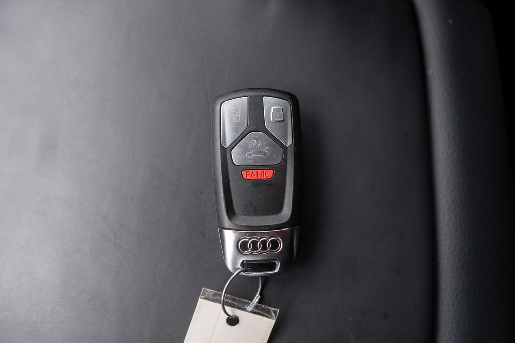 Used 2024 Audi SQ5 Prestige AWD/4WD image 33