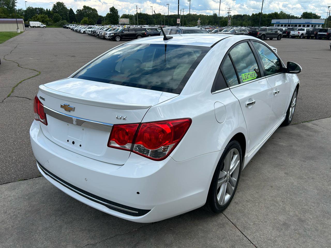 Used 2012 Chevrolet Cruze LTZ w/ RS Package FWD image 5