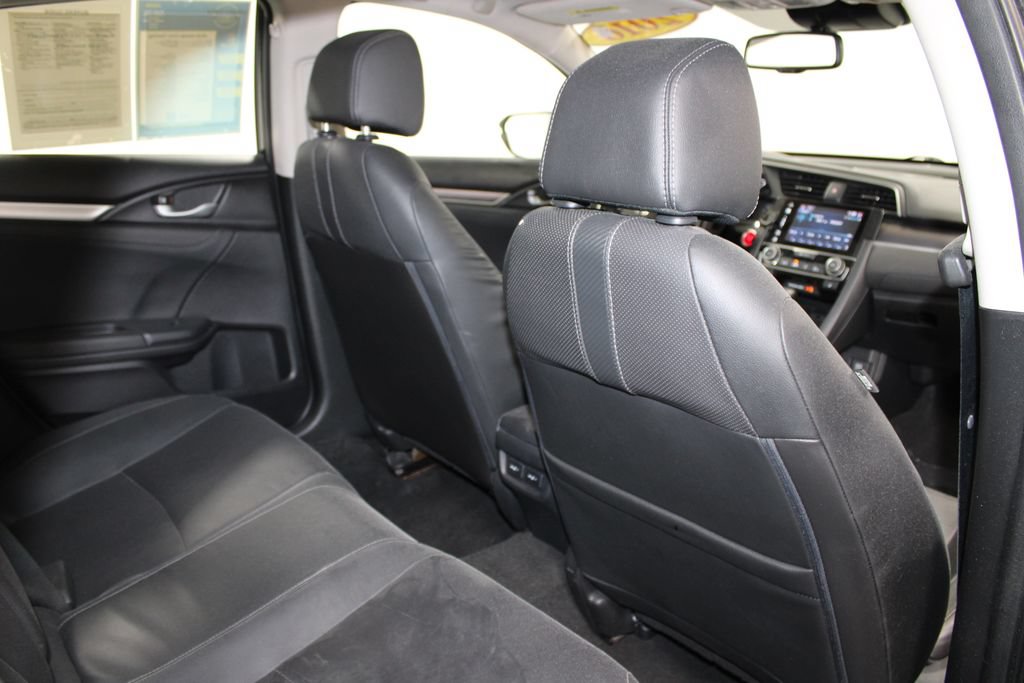 Used 2016 Honda Civic Touring image 28