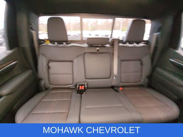 Certified 2024 Chevrolet Silverado 1500 High Country w/ Technology Package AWD/4WD image 14