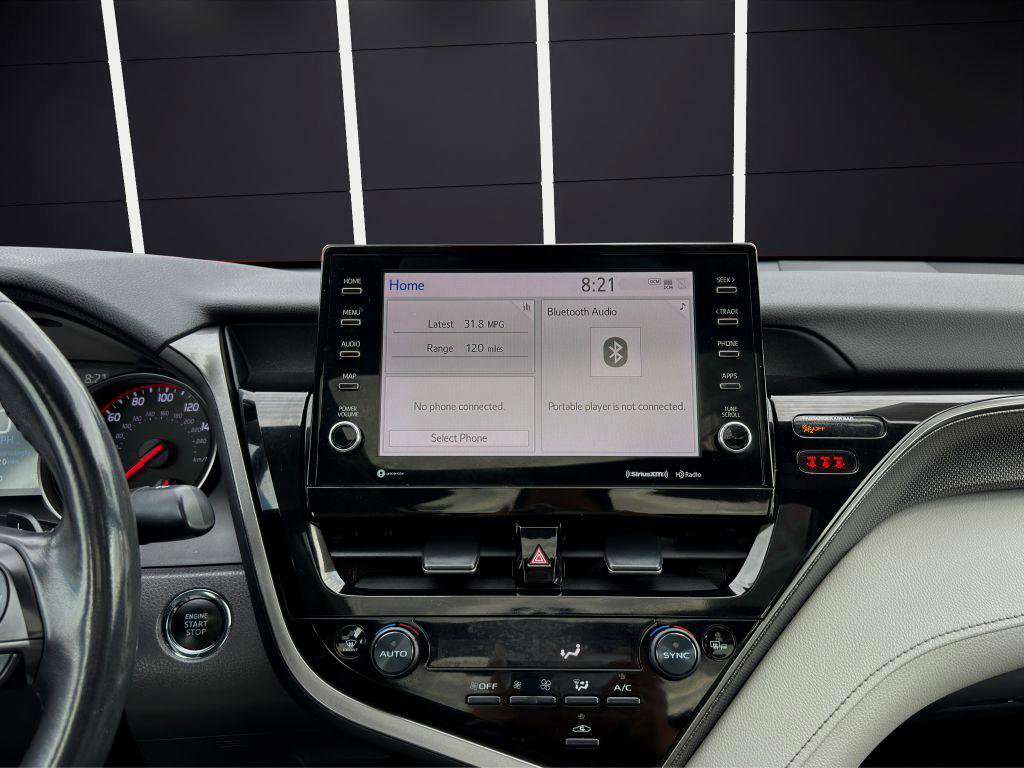 Used 2021 Toyota Camry XSE image 17