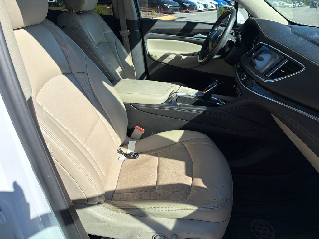 Used 2020 Buick Enclave Essence w/ Sound and Sites Package FWD image 12