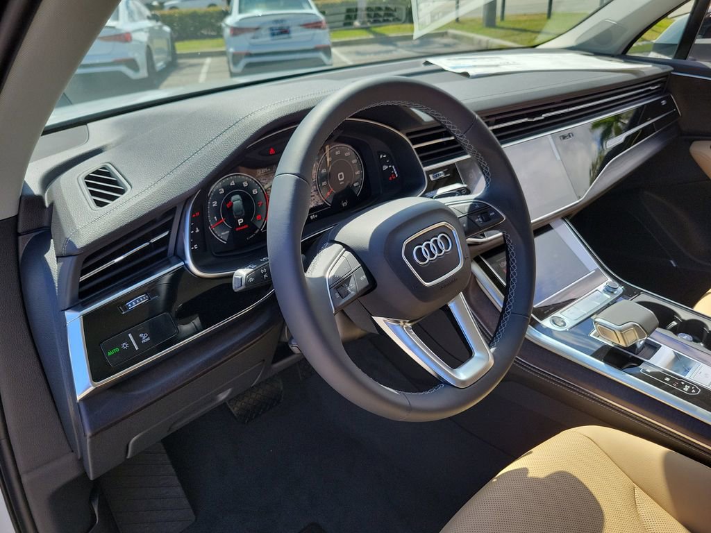 New 2026 Audi Q7 3.0T Premium Plus AWD/4WD image 7