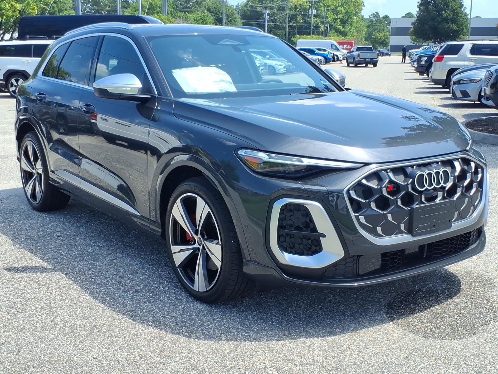 New 2026 Audi SQ5 Prestige AWD/4WD image 5