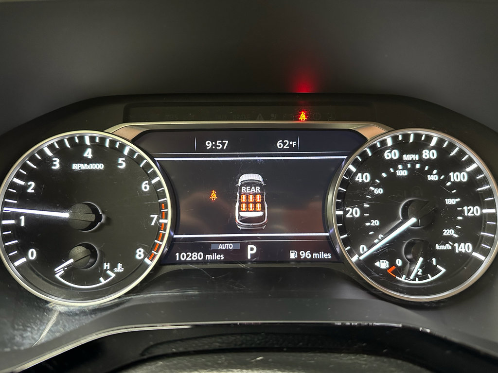 Used 2025 Nissan Pathfinder SL AWD/4WD image 30