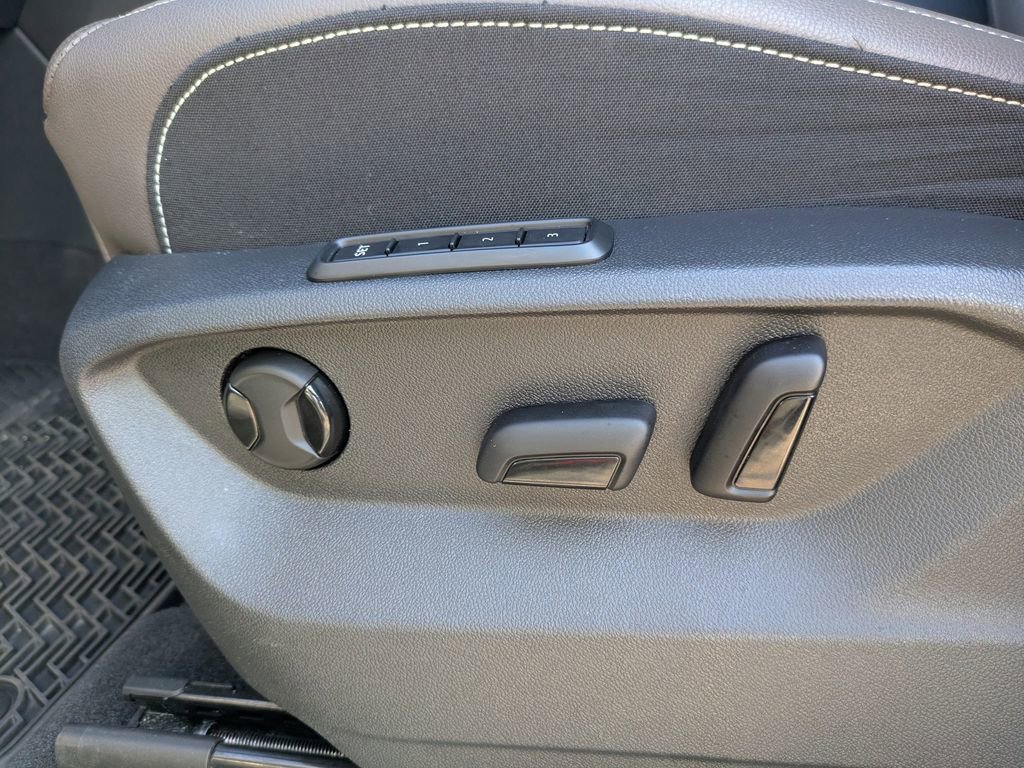 Used 2024 Volkswagen Atlas SEL image 21