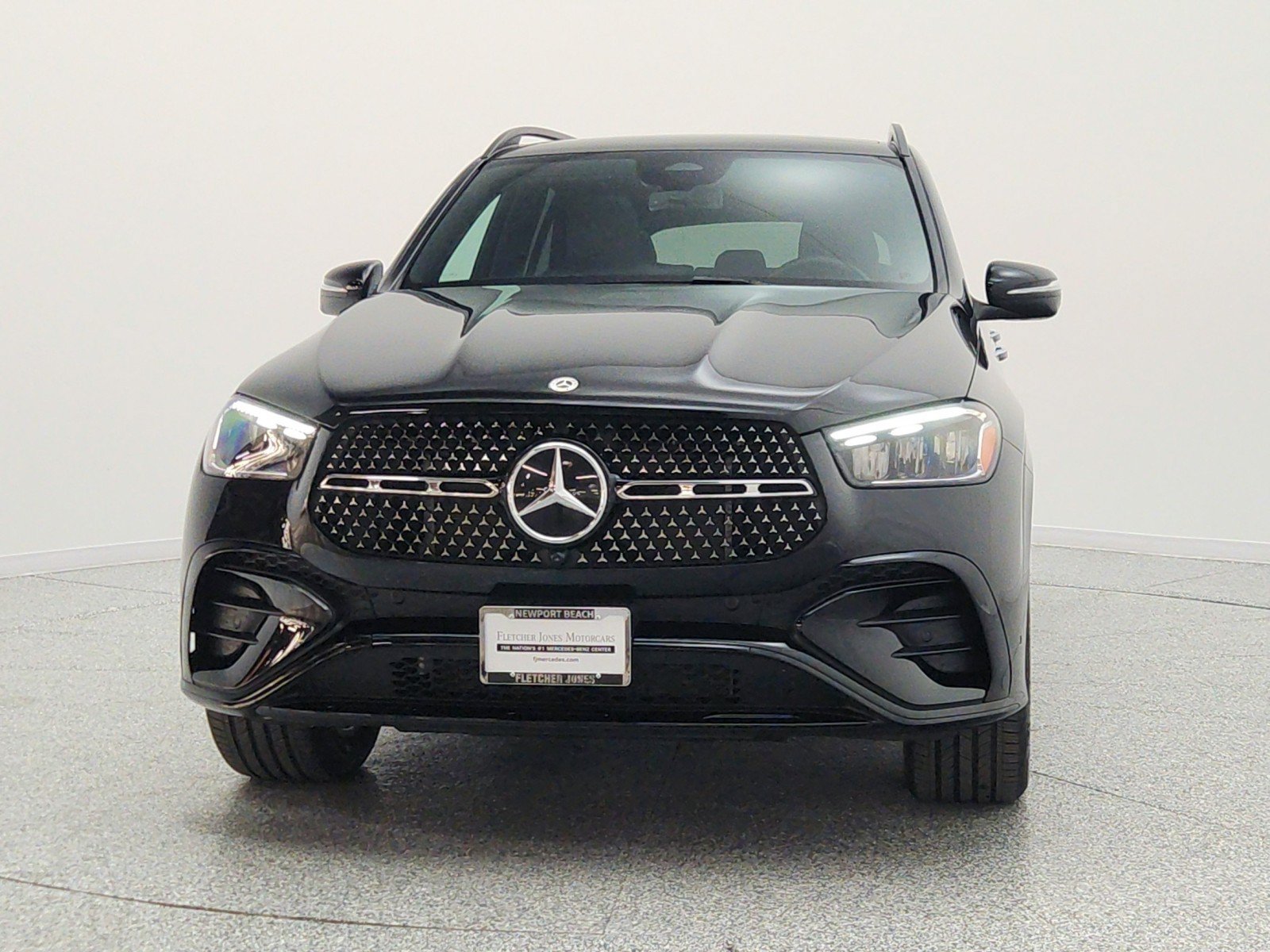 Used 2025 Mercedes-Benz GLE 350 4MATIC image 2