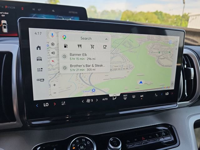 Used 2025 Ford Expedition Max Active RWD image 19