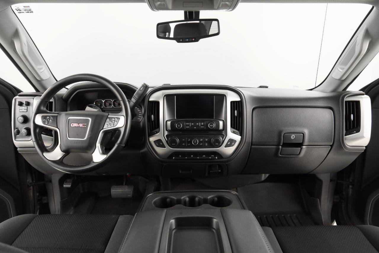 Used 2015 GMC Sierra 2500 SLE image 13