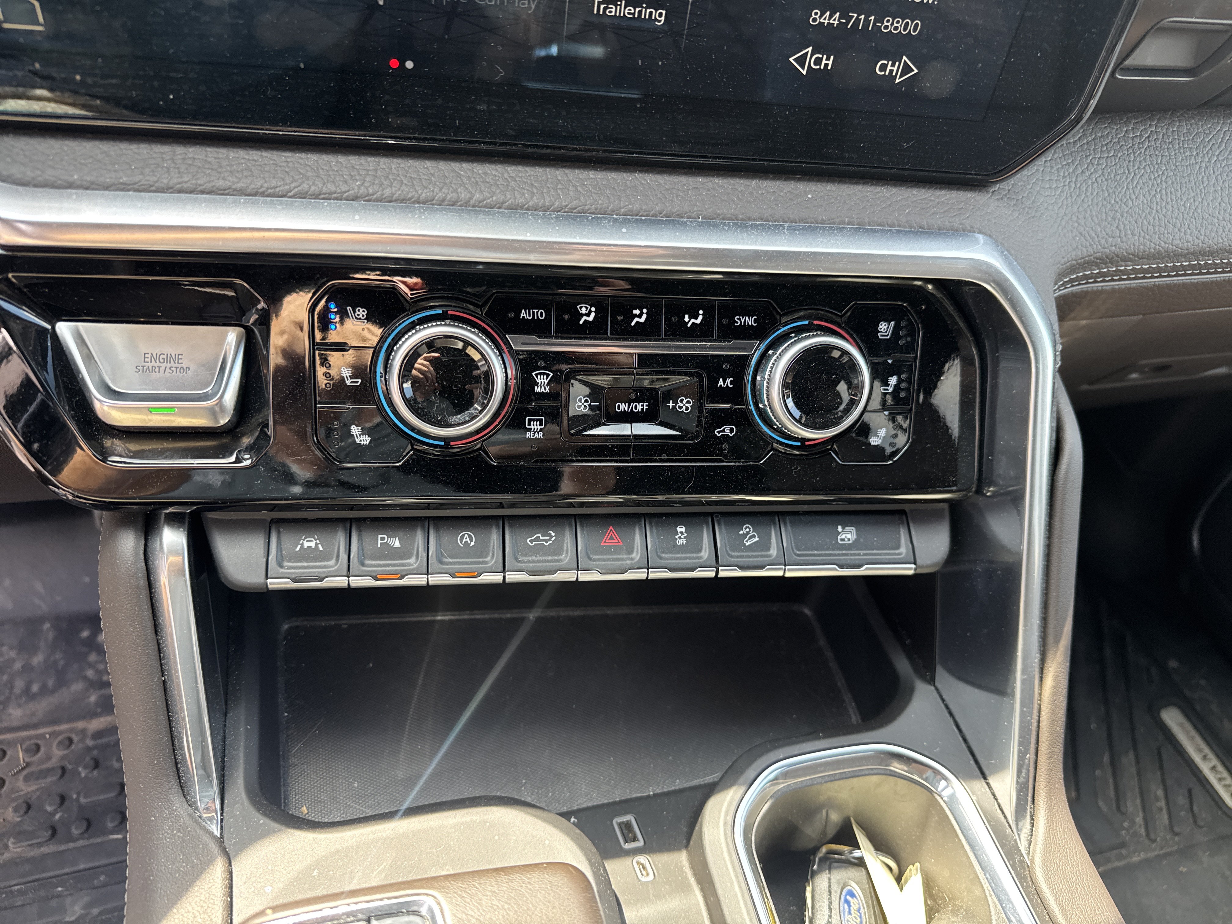 Used 2022 GMC Sierra 1500 Denali AWD/4WD image 25
