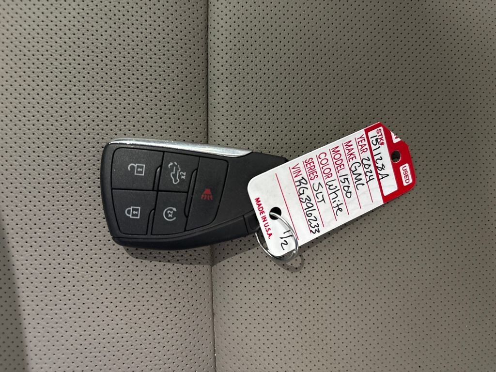 Used 2024 GMC Sierra 1500 SLT w/ SLT Premium Package image 32
