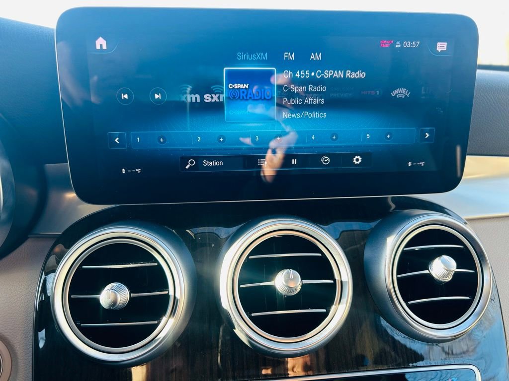 Used 2021 Mercedes-Benz GLC 300 image 29