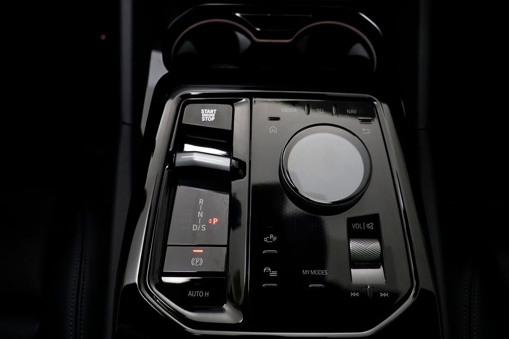 New 2026 BMW 530i xDrive w/ Premium Package image 12