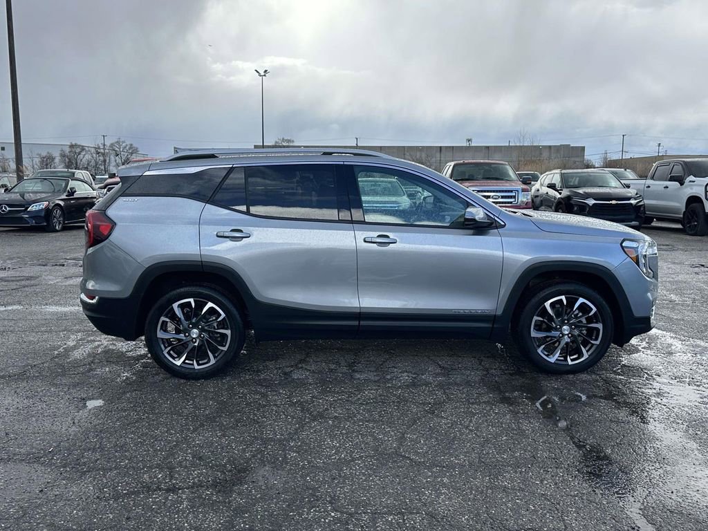 Certified 2023 GMC Terrain SLT image 6