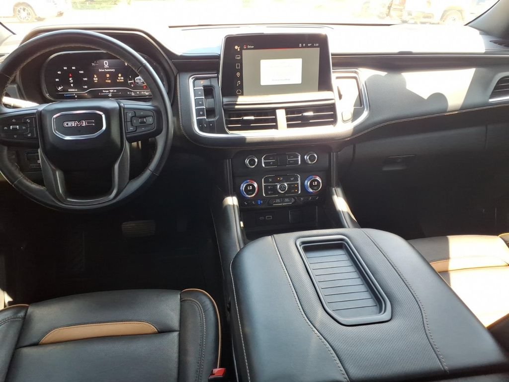Certified 2024 GMC Yukon XL AT4 w/ AT4 Premium Plus Package AWD/4WD image 14