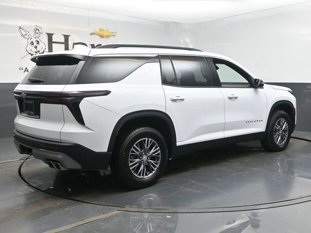 Used 2025 Chevrolet Traverse LT image 51