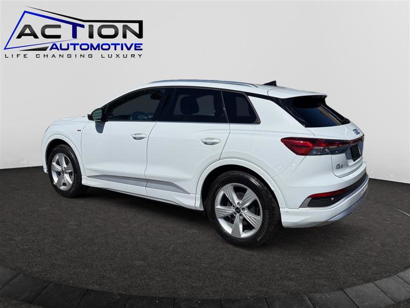 Used 2024 Audi Q4 e-tron Premium Plus w/ Premium Plus image 6