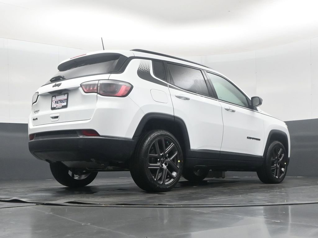 New 2026 Jeep Compass Latitude AWD/4WD image 36