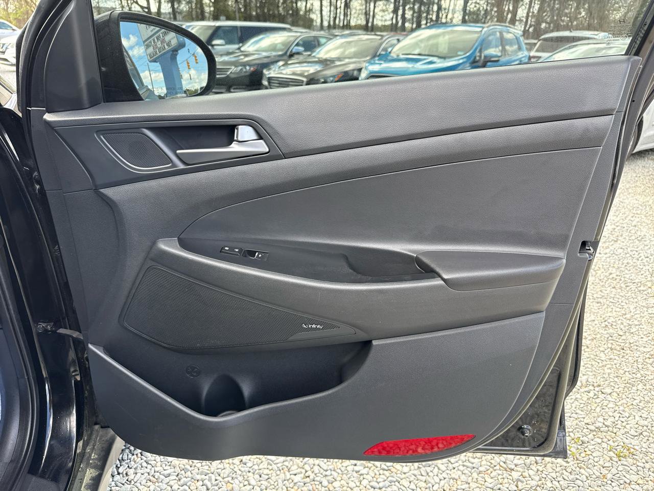 Used 2017 Hyundai Tucson Limited w/ Cargo Package image 23