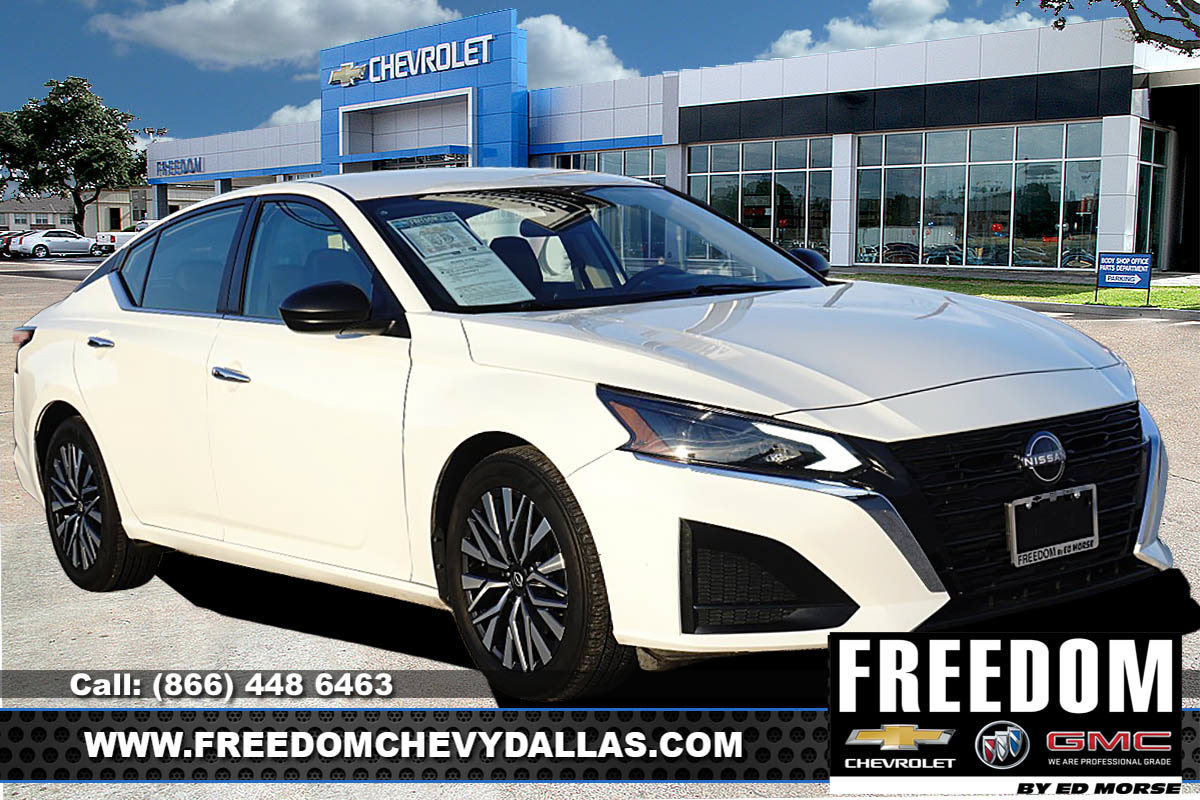 Used 2025 Nissan Altima 2.5 SV