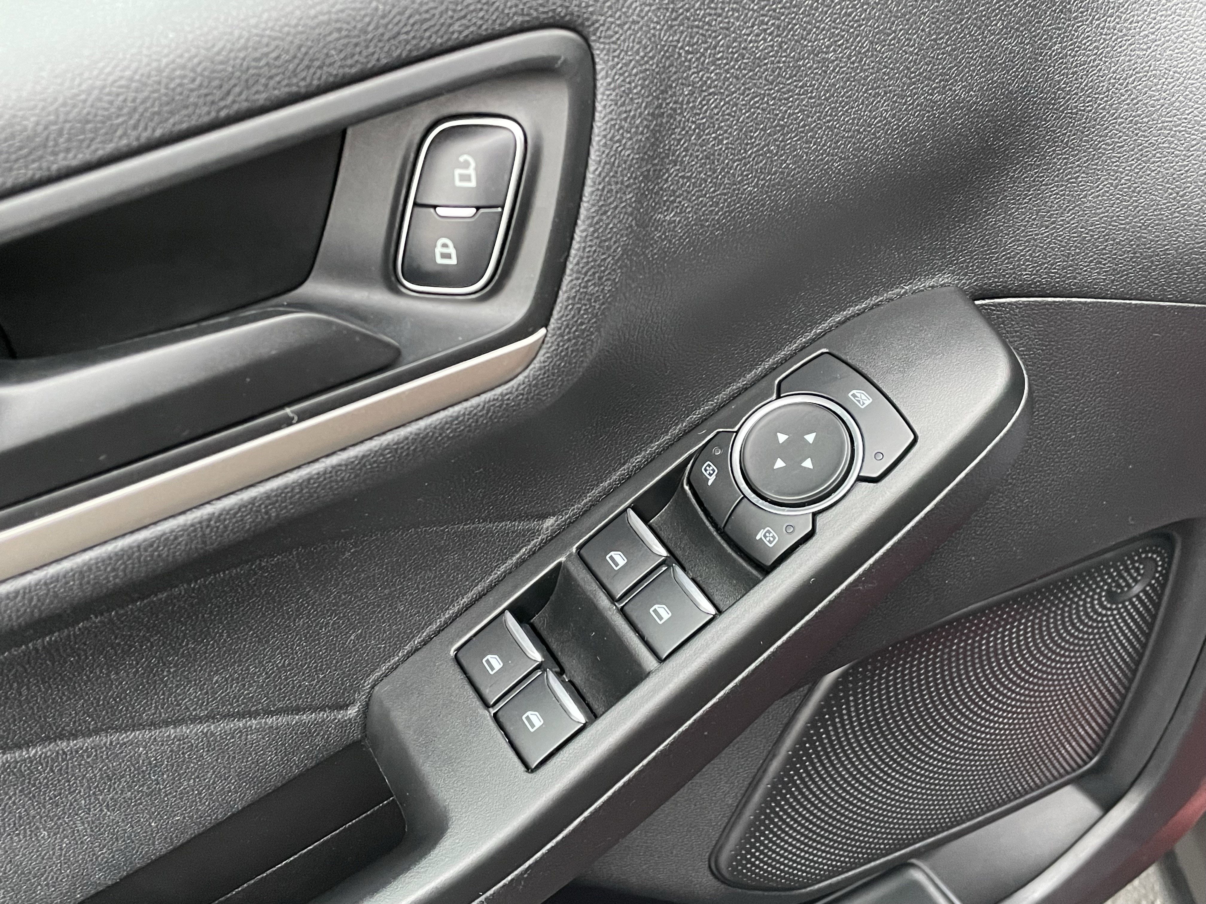 Used 2022 Ford Escape SE w/ Convenience Package image 13